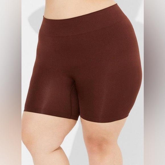 Torrid Seamless High Rise No Rub Short Panty Size 3x NWT - Picture 3 of 6